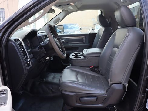 Used 2017 RAM 2500 Tradesman w/ Power & Remote Entry Group RWD image 16