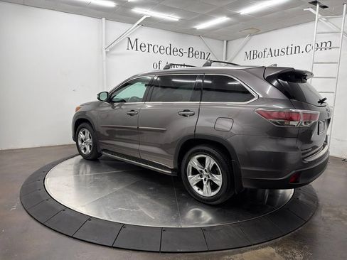 Used 2015 Toyota Highlander Limited FWD image 5