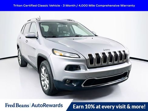 Used 2018 Jeep Cherokee Limited AWD/4WD image 1