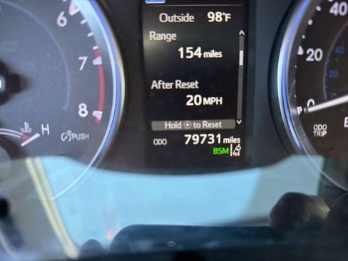 Used 2017 Toyota Highlander FWD V6 image 8