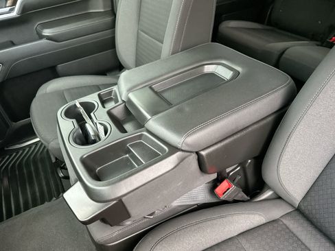 Used 2022 Chevrolet Silverado 1500 LT image 21