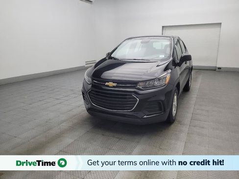 Used 2020 Chevrolet Trax LS FWD image 1