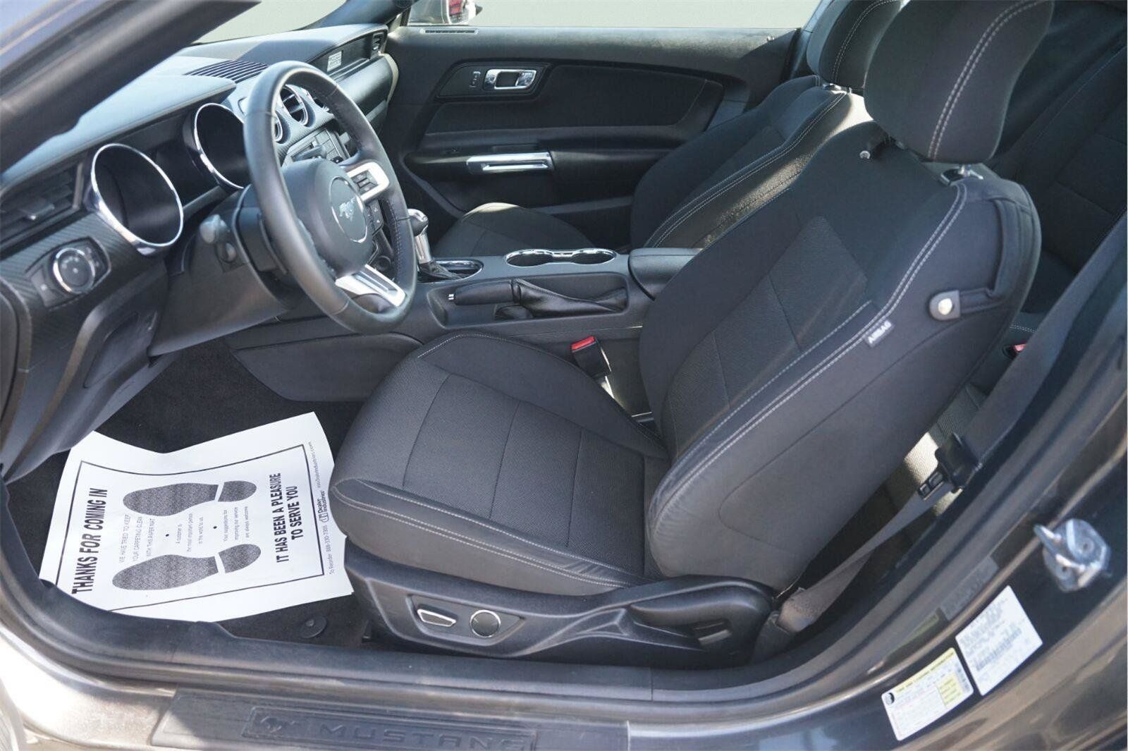 Used 2016 Ford Mustang Coupe w/ Equipment Group 051A RWD image 9