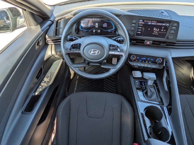 Certified 2026 Hyundai Elantra SEL Sport Premium FWD image 17