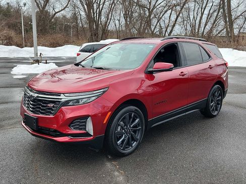 Used 2023 Chevrolet Equinox RS w/ RS Leather Package image 3