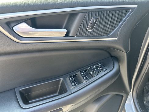 Used 2023 Ford Edge SEL AWD/4WD image 13