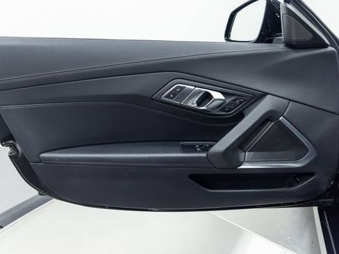 Used 2022 BMW Z4 M40i RWD image 11