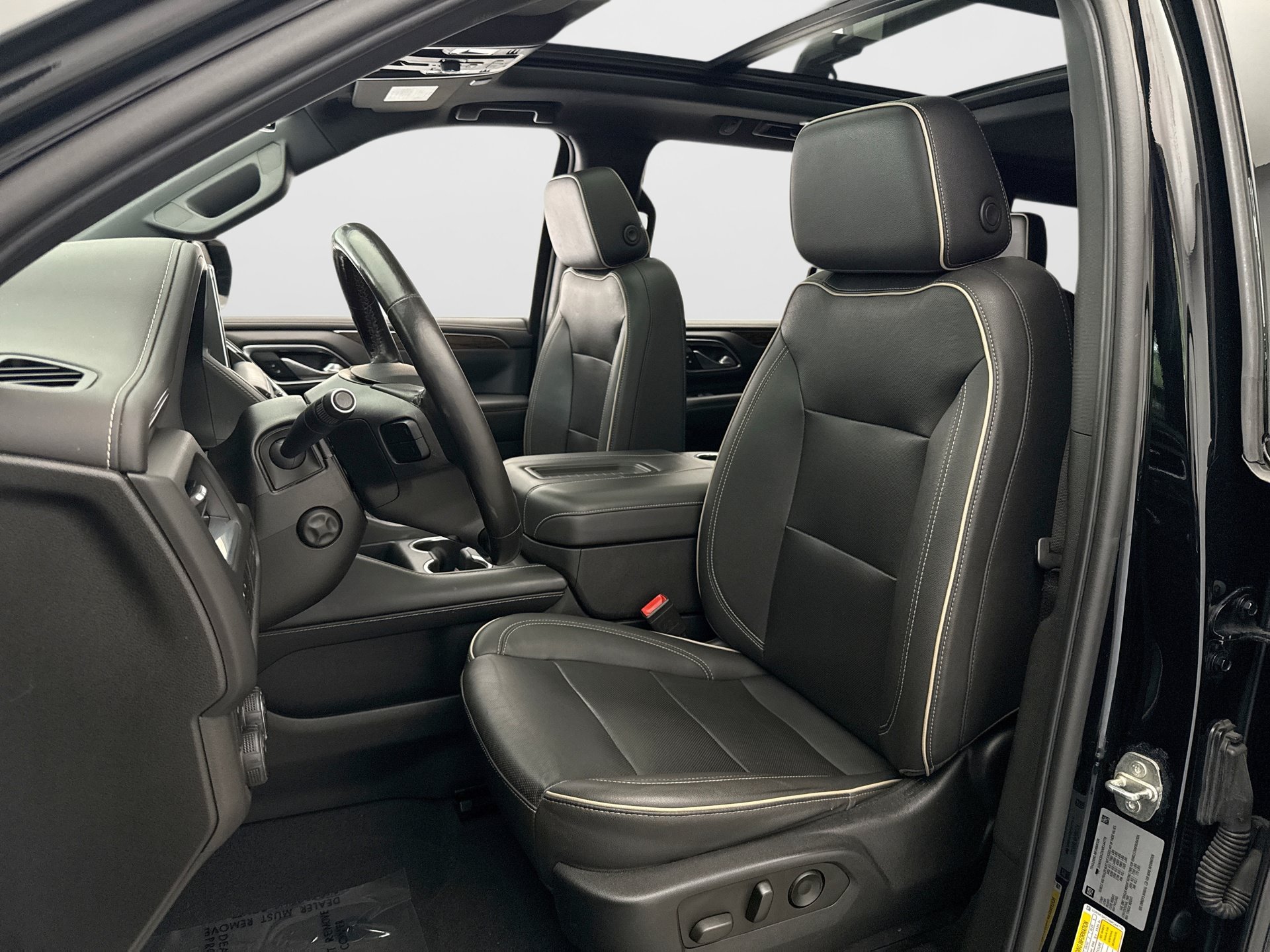 Used 2022 Chevrolet Tahoe Premier AWD/4WD image 11