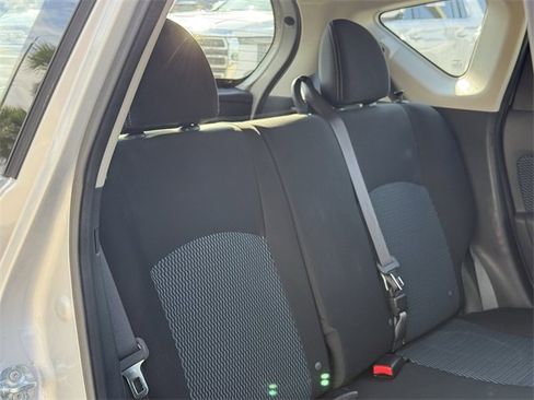Used 2017 Nissan Versa Note SV image 31