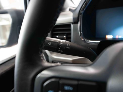 Used 2023 Ford F150 Lightning XLT image 13