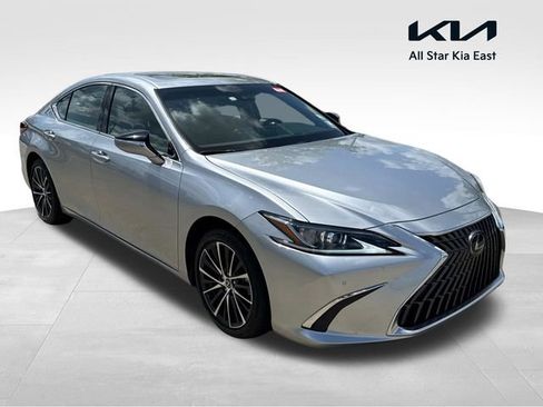 Used 2022 Lexus ES 350 w/ Premium Package image 1