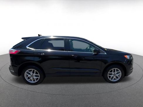 Used 2024 Ford Edge SEL AWD/4WD image 16