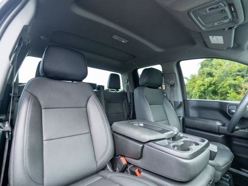 Used 2026 Chevrolet Silverado 1500 W/T w/ WT Value Package AWD/4WD image 11