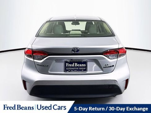 Used 2023 Toyota Corolla LE AWD/4WD image 6
