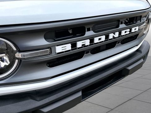 Certified 2024 Ford Bronco Big Bend AWD/4WD image 30
