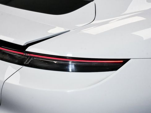 Used 2022 Porsche Taycan image 70