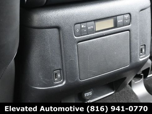 Used 2023 INFINITI QX80 Premium Select w/ All-Season Package image 15