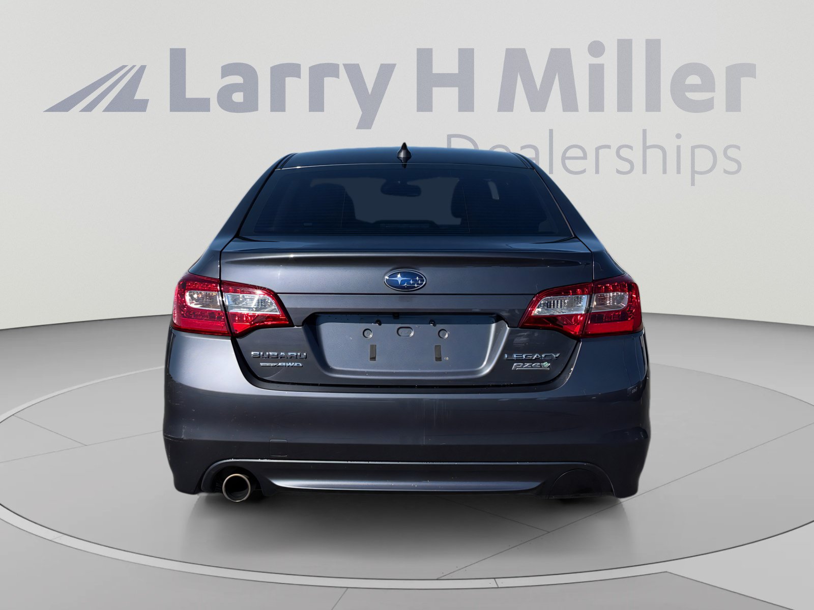 Used 2016 Subaru Legacy 2.5i Limited AWD/4WD image 4