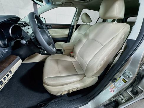 Used 2019 Subaru Outback 3.6R Limited w/ Popular Package #2 AWD/4WD image 25