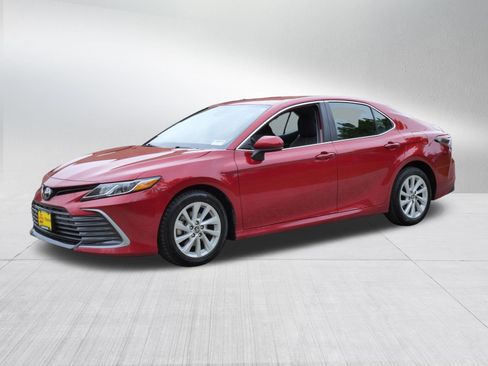Certified 2024 Toyota Camry LE FWD image 3