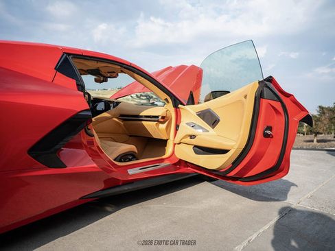 Used 2023 Chevrolet Corvette Stingray Premium Conv w/ Z51 Performance Package RWD image 48