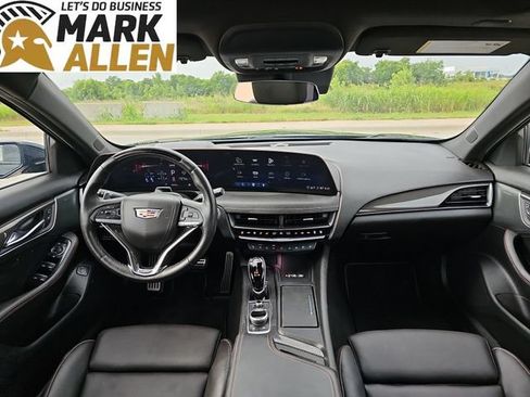 Used 2025 Cadillac CT5 V RWD image 21
