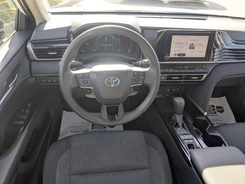 Certified 2025 Toyota Camry LE FWD image 28