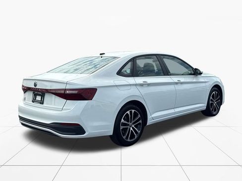 Used 2025 Volkswagen Jetta Sport FWD image 6