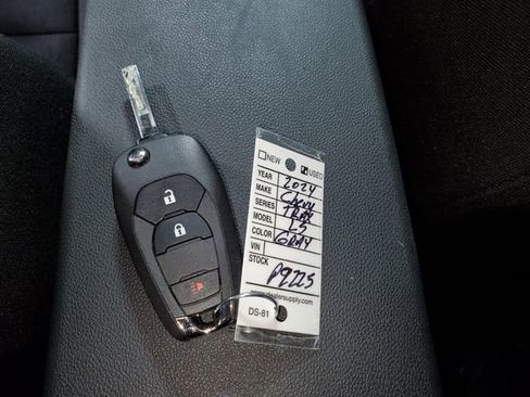 Used 2024 Chevrolet Trax LS w/ Driver Confidence Package image 28