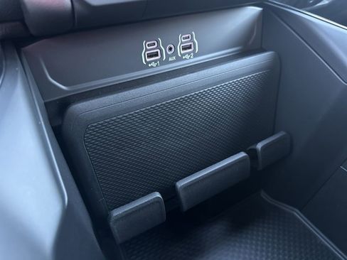 New 2026 RAM 1500 Express AWD/4WD image 23