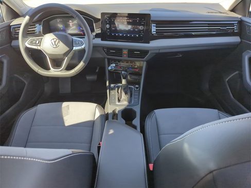 New 2026 Volkswagen Jetta SE image 21