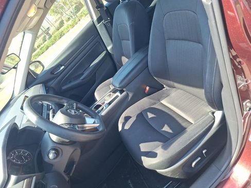 Used 2024 Nissan Altima 2.5 SV image 16