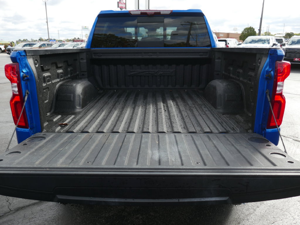Certified 2022 Chevrolet Silverado 1500 ZR2 w/ Technology Package AWD/4WD image 17