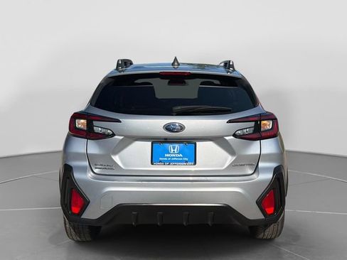 Used 2025 Subaru Crosstrek 2.5i Premium AWD/4WD image 5