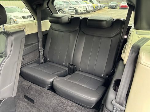 Used 2024 Land Rover Range Rover Long Wheelbase SE AWD/4WD image 34