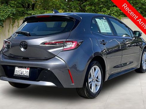 Used 2021 Toyota Corolla SE w/ Blackout Package (TMS) FWD image 5