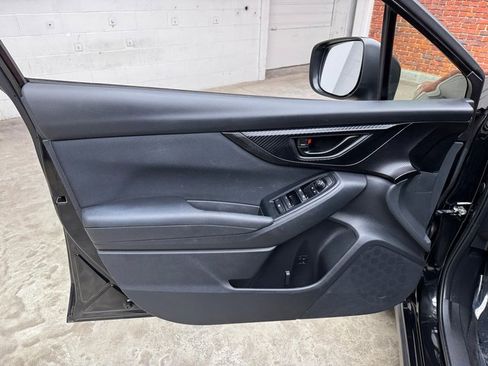 Used 2023 Subaru Crosstrek 2.0i image 10