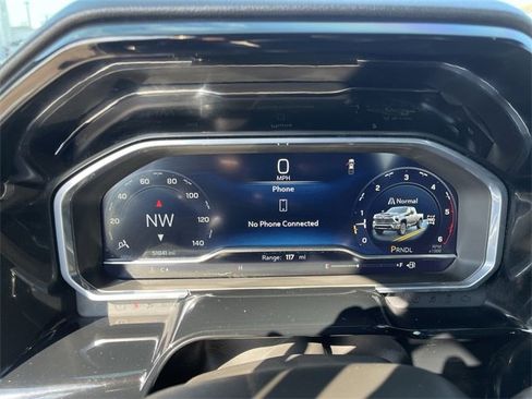 Used 2024 Chevrolet Silverado 3500 LT w/ Safety Package image 15