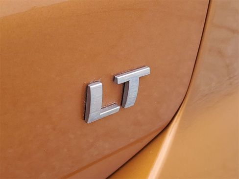 Used 2018 Chevrolet Equinox LT image 92