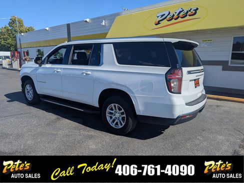 Used 2022 Chevrolet Suburban LS image 2