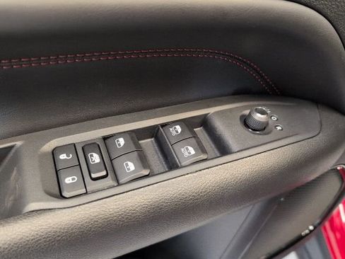 New 2026 Jeep Compass Trailhawk w/ Trailer Tow Group image 15