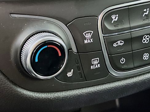 Certified 2023 Chevrolet Equinox LT image 18