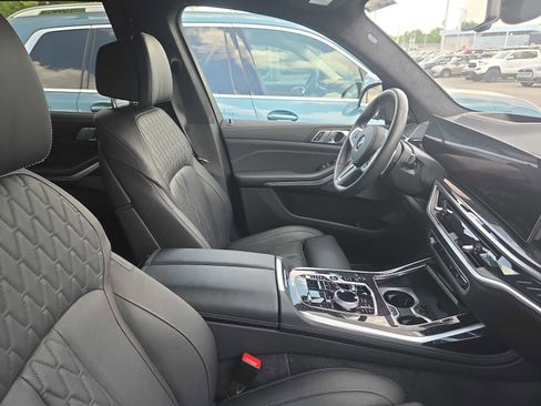 Used 2026 BMW X7 M60i AWD/4WD image 12