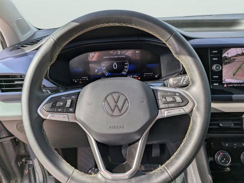 Certified 2023 Volkswagen Taos SE w/ Black Wheel Package FWD image 25