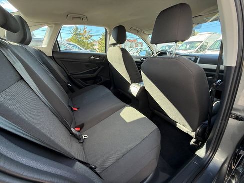 Used 2019 Volkswagen Jetta SE FWD image 9