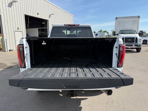 Used 2024 GMC Sierra 2500 AT4 w/ AT4 Premium Plus Package image 21
