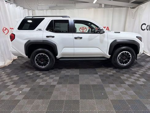 Used 2026 Toyota 4Runner Limited AWD/4WD image 8