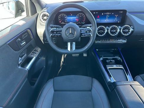 Used 2026 Mercedes-Benz GLA 250 4MATIC image 11