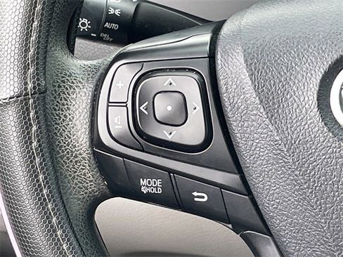 Used 2017 Toyota Camry LE image 13