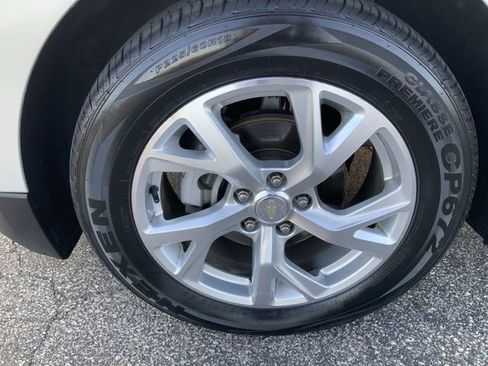 Used 2021 Chevrolet Equinox LT image 10